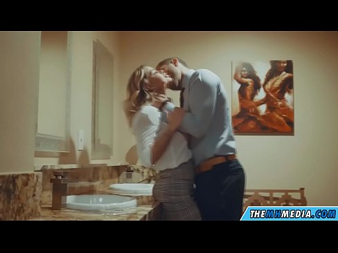❤️ Döşlü sarışın sizi ictimai tualetdə aldatdıqda ☑ Porno az.courseclass.ru ☑